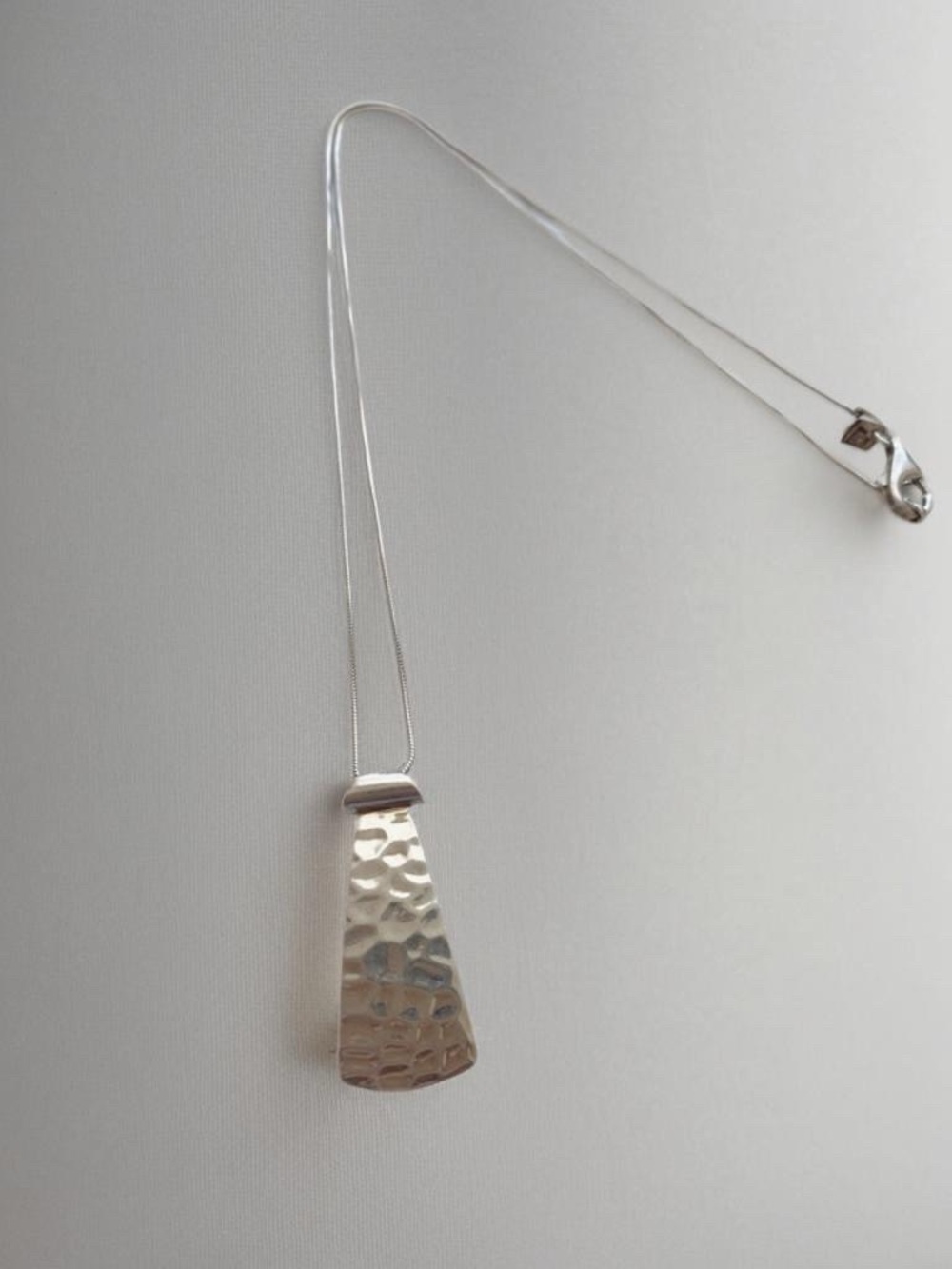 Silpada Hammered Silver Pendant Necklace - Sleek Modern Style 18” inches N1592 - Picture 6 of 6